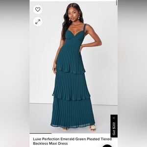 Lulus NWT Pleated Tiered Maxi Dress